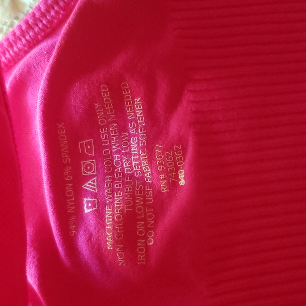 Hot pink L not padded sports bra xersion - Picture 3 of 5